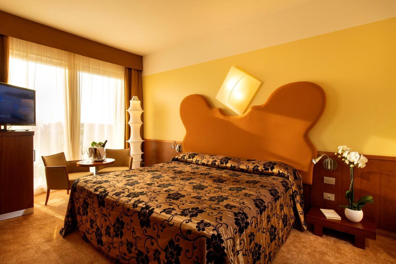 Color Hotel Style, Design & Gourmet Bardolino Zewnętrze zdjęcie