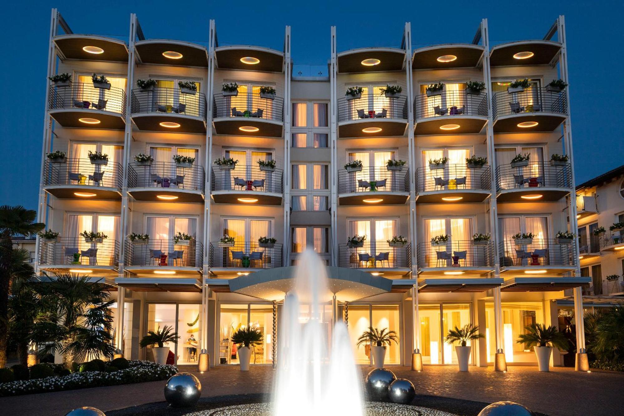 Color Hotel Style, Design & Gourmet Bardolino Zewnętrze zdjęcie